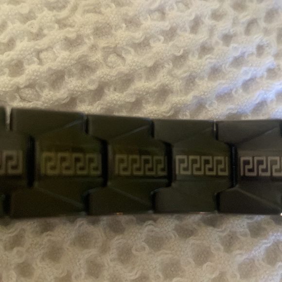 Men’s wrist band - metal with silver/grey design - Picture 5 of 5